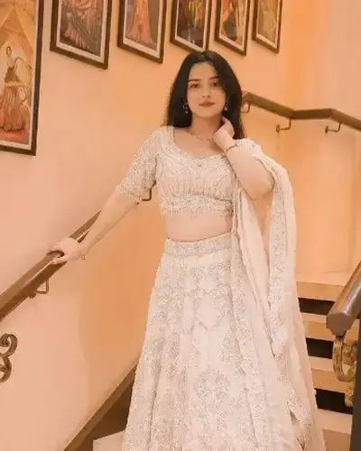 Escort Dadenggiri